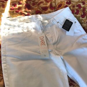 "Celebrity Pink' White Pants!